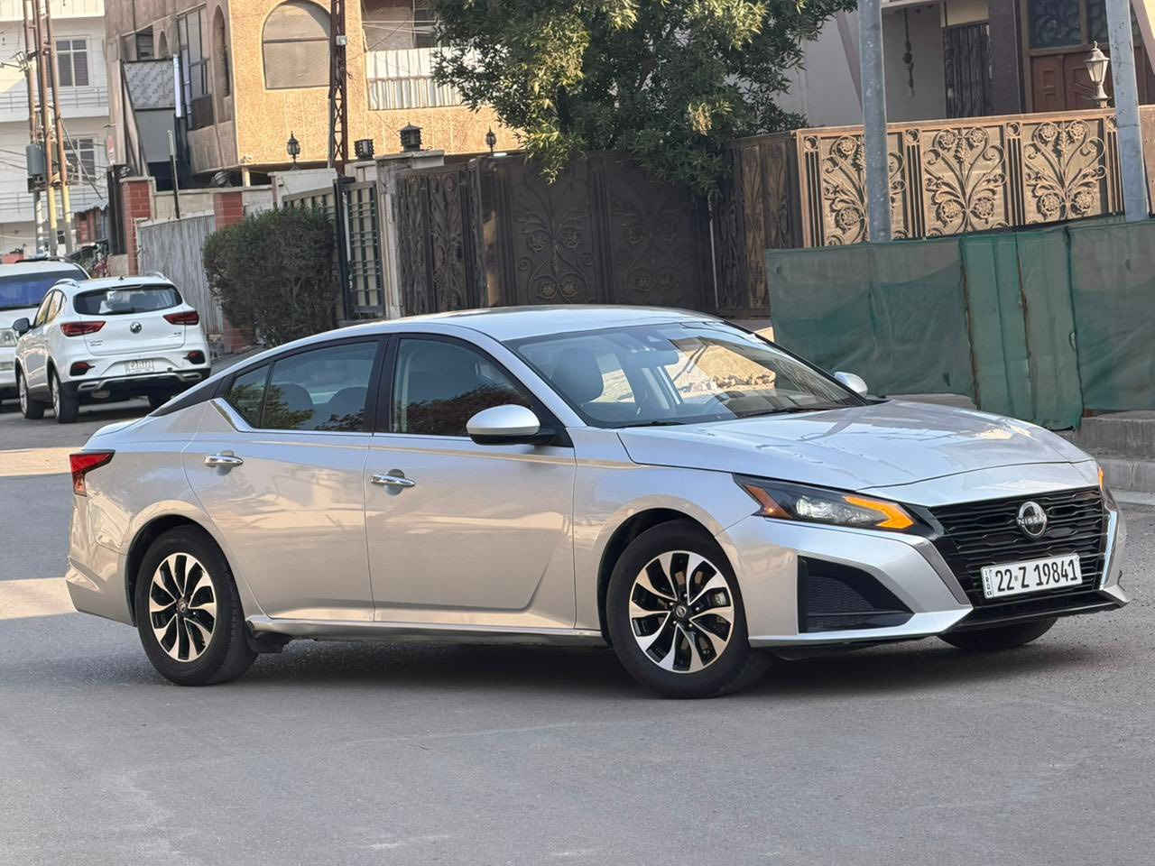 --
للتواصل عالرقم اسفل المنشور -او واتساب
نيسان التيما 2023 
مرقم اربيل هزه وفحص وترقيم جديد 
السيارة وارد امريكي ضررها كلش بسيط
طرف جاملغ طرف البنيد فقط
بدون ايرباك بدون دواخل
. - مواصفات  
مكينة 2500
شاشة تدعم كار بلي 
رادار امامي جانبي خلفي
حساس خلفي 
ويل كب كروم
فول تحكم استيرن 
بوب بصمه
تشغيل بصمة و تشغيل عن بعد
كامرا خلفية دوارة
لايت زينون عالي ناصي
لد نهاري بك لايت لد 
وباقي المواصفات معروفة
بغداد - حي الجهاد الاطباء  
***********   
واتساب او الاتصال
جميع الايرباكات سليمة
سعرها 165
