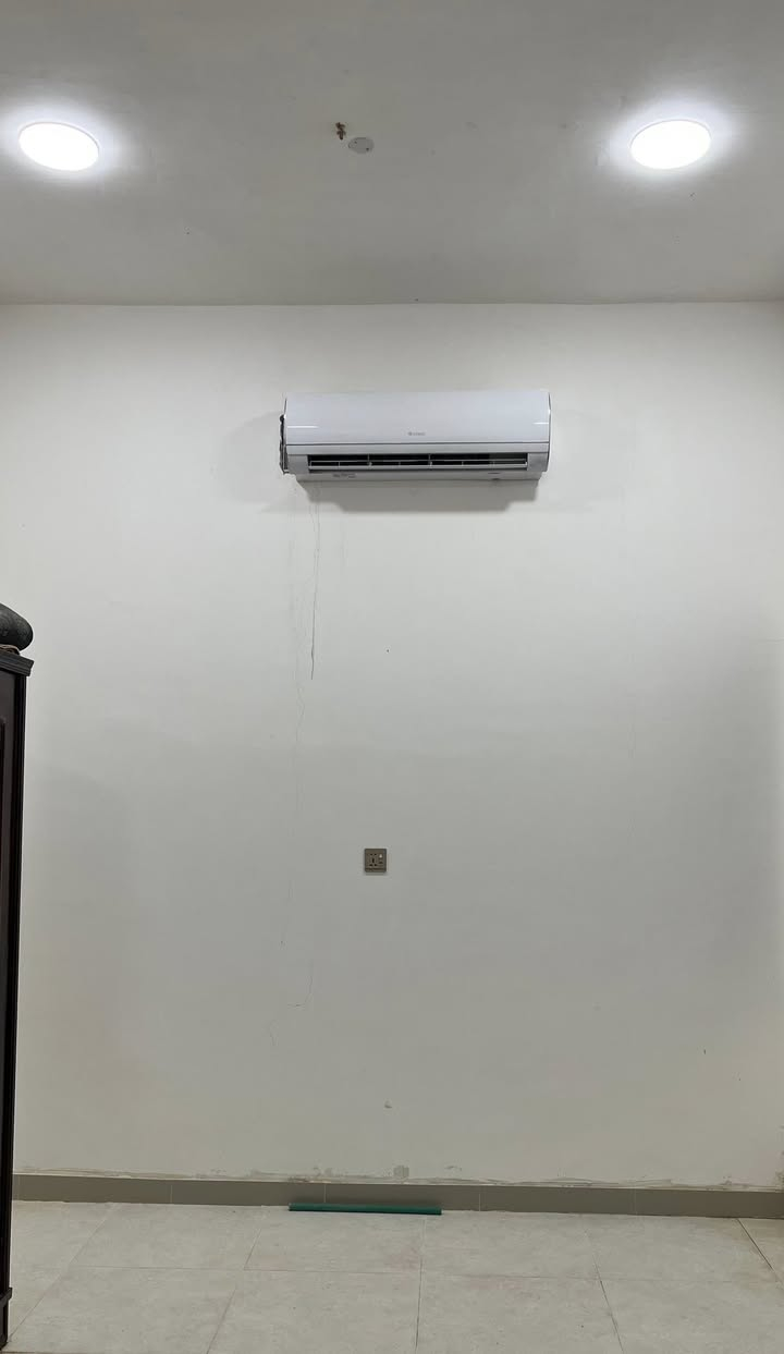 بيع مستعجل
مساحة 130م(8*16.25) ركن طابق ونص بناء طابوق
العنوان عويسيان مقابيل مدرسة بلاد الرافدين
كامل خدمات (تبليط-ماء-كهرباء)
السعر 90قابل للتفاوض
للتواصل ***********

