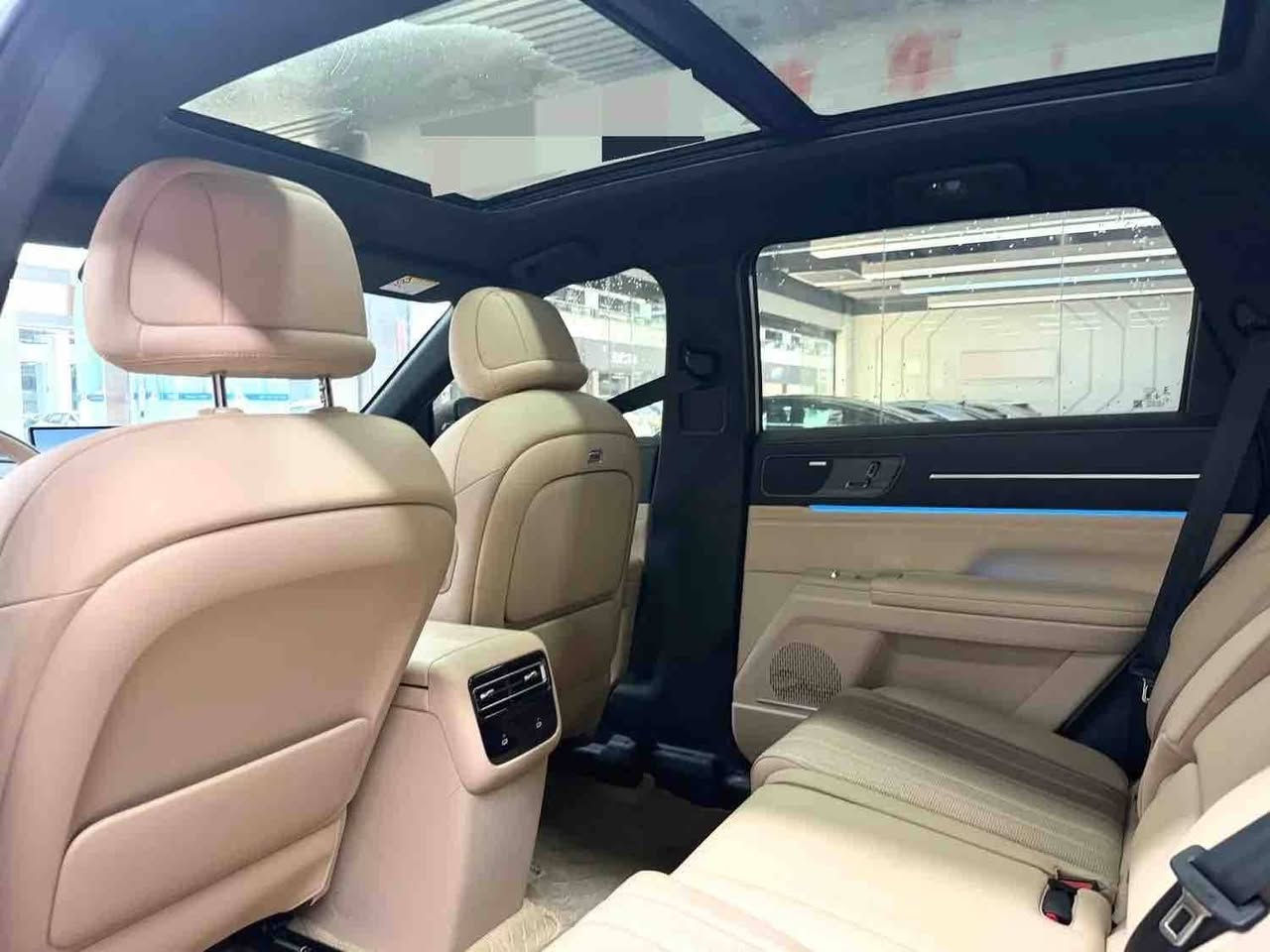 Jetour x70 L 2025 
ماشية 8000 كلم
السعر 538 مليون بدون جمركة 
الجمركة حوالي 60 مليون 
رقم الهاتف 0562670225
المقر عين مليلة 
الاستلام بعد حوالي 80/90 يوم


**إذا كنت صاحب هذا الإعلان وتريد حذفه لأي سبب، رجاءا أرسل رسالة إلى الدعم الفني**