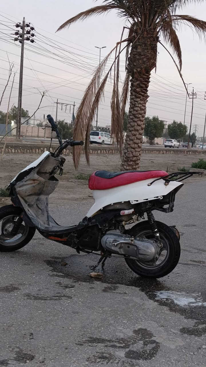 سلام عليكم
دراجه بيجي تسعه زروف للبيع 
دراجه تعمير كله جديد 25 ماناقصه شي 
محرك جديد +شاصي جديد+كهربائيات كله جديد+ تخم تايرات جدد+ بلك جديد +دبلات امامي وخلفي شغالات+دراجه ما متعوبه وبعدهي جديده +صوت اكسل مابيها+ دراجه مداريها 
السعر 300 وبيها مجال قليل كلش كلش 
مكاني نجف كوفه حي سهله للاستفسار علق وبالخدمه 🌹
اكرر دراجه تعمير جديد


**إذا كنت صاحب هذا الإعلان وتريد حذفه لأي سبب، رجاءا أرسل رسالة إلى الدعم الفني**