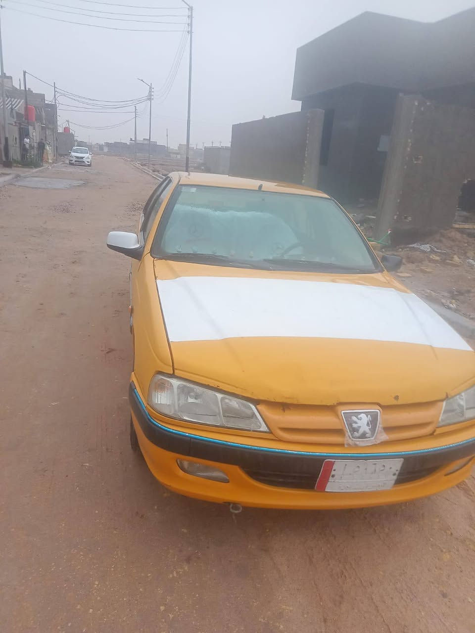 السلام عليكم بيجو بارص للبيع موديل 2015 مكينة كير كلشي ما بيها ملكطة دوير بيها فقط السعر 30 وبيها مجال العنوان البصرة ابو الخصيب قرب مدينة الاندلس الرقم  ***********
