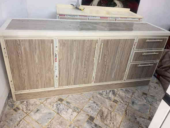 غراض للبيع المكان مدينة الصدر قرب الاوزدي 
الكاونتر ب٢٥٠

الطباخ ب١٠٠ 

الثلاجة ب١٠٠

المجمده ب١٢٠ 

للتواصل ***********
