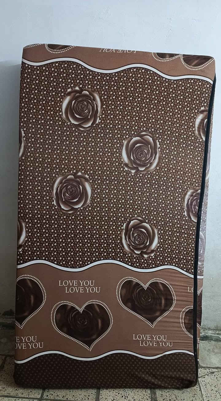 دوشك ضغط عالي نضيف للبيع 

طول 160
عرض 90
ارتفاع 16
حرية ثانية


**إذا كنت صاحب هذا الإعلان وتريد حذفه لأي سبب، رجاءا أرسل رسالة إلى الدعم الفني**