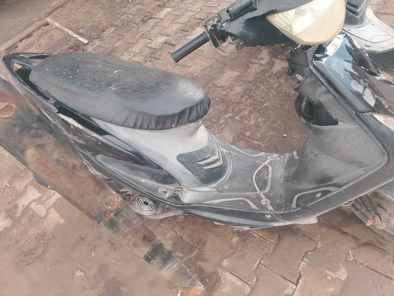 سلام عليكم ماكس عدله نقص سلف وكهربائيات السعر ٣٥٠  مزوده بوشه ٥٥


**إذا كنت صاحب هذا الإعلان وتريد حذفه لأي سبب، رجاءا أرسل رسالة إلى الدعم الفني**