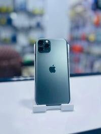 ايفون 11 برو • ذاكره ٦٤ • بصمه معطله