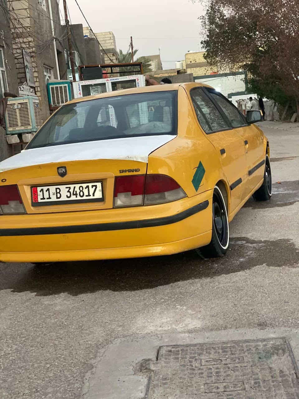 السلام عليكم سمند للبيع مديل 11 سياره حلوه ونضيفه تخم تاير ستوني شاهدهن رقم انكليزي سنويه لل29 مبدل بيه بنيد وجوملغ جهت السايق  السعر 33 وبيه مجال المكان نجف  الاتصال ***********
