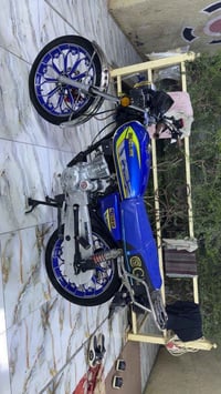 سيفان للبيع موديل 25 مكفوله  دراجه نظيفه وكيل   ماشيه قليل  سويج بصمه ...