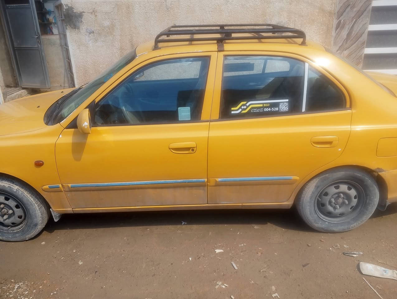 فيرنا موديل 2014 سياره خير من الله محرك كير مكفول رقم بغداد انكليزي باسمي تبريد تدفئ شغال سياره ولاضربه فقط طخه بهاي الجملخ الي بصف سايق اثر ابو تكت طخه تخم تاير جديد جواه سياره مال موضف من دوام لبيت الله شاهد مال عمي رجال جبير مو مال شغل ابد سعر 75وبيه مجال لطيبين رقم *********** بكان بغداد حسينيه
