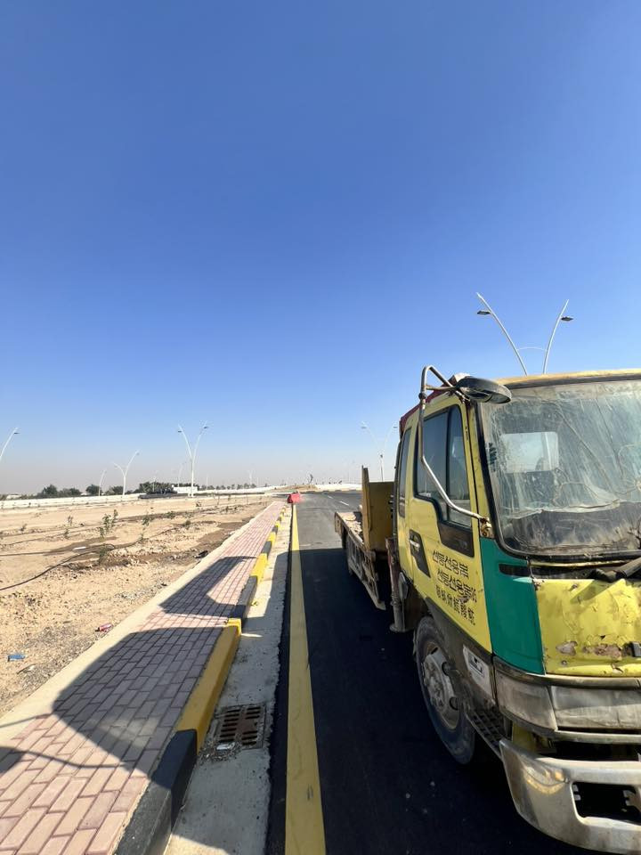 سلام عليكم اكرين هينوحجم ٧٠ موديل ٩٠رقم بغداد بل سنويه اكرين الچب مالته يونك ٣ونص طن ***********المكان سامراء
