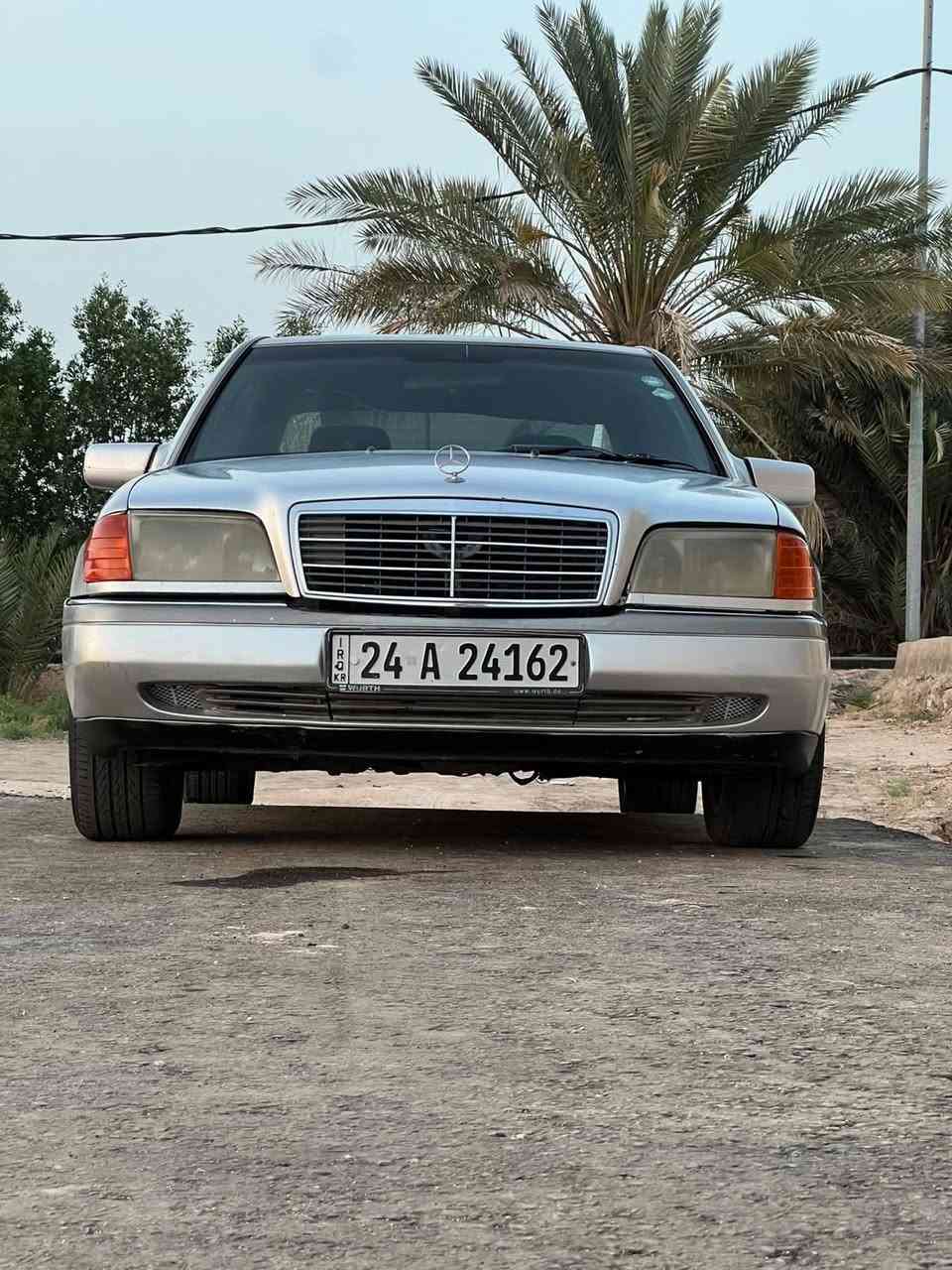 سلام عليكم مارسدس بنز نوع 230 سياره جاهزه بل كامل 
تخم تاير جديد = حداديه جديده = كهربائيات بل كامل شغاله = اضأه زنون عالي وناصي= سياره متعوب اعليه 
رقم دهوك شرط المداور تشتري داور كبل مكينه 4 سلندر بلاد صافيه عله اخر حبايه مكاني المثنى رقم الموبايل  
 *********** سعر مناسب مقارنت بنضاف سياره سياره جام اوتو سستم سماعات بلوتوث وشاشه اندرويد وكامره سعر 58 وبي مجال
