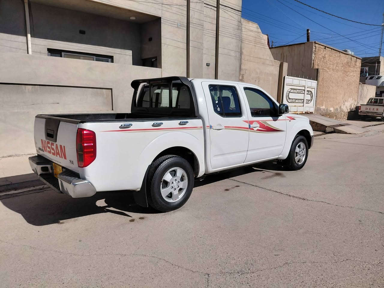 نفارا
 مودیل 2009
بي دفتر بنزین
بدون ضرر  بس شویة بي بارد
كیر محرك بشرط بدون صرف و بخار 
سنوي صاقط 
عنوان كركوك

سعر94بي مجال 

***********

*********** Singapore
