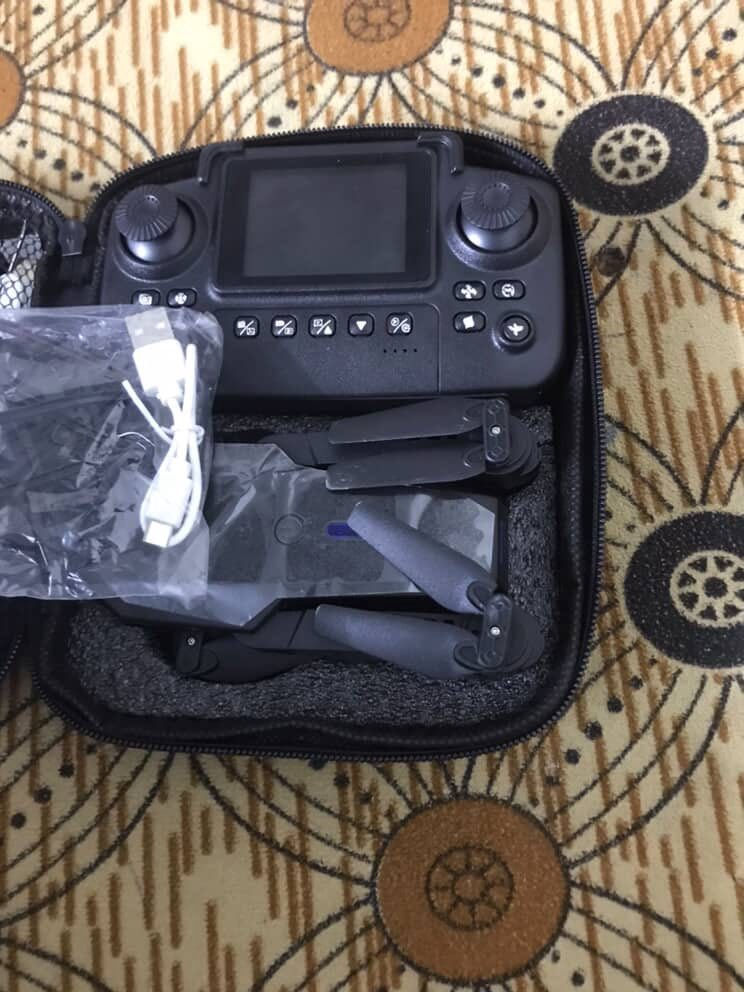 سلام عليكم طياره درون للبيع e88proتصوير تربط موبايل وبيهة كامره تصور فيديوهات بعدهي جديده بل كارتون شغاله كلشي ما بيهة السعر 35 وبيهة مجال المكان فلوجه بعلوان نساف اتصال خاص او واتساب فقط***********
