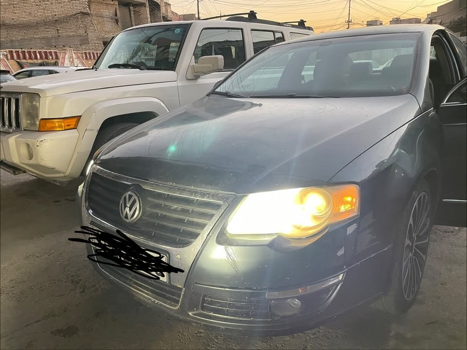 السلام عليكم
باسات 2010 السيارة بلادية 
رقم السليمانية بأسمي 
السعر 70 ورقة وبيهه مجال 
العنوان بغداد 
***********
