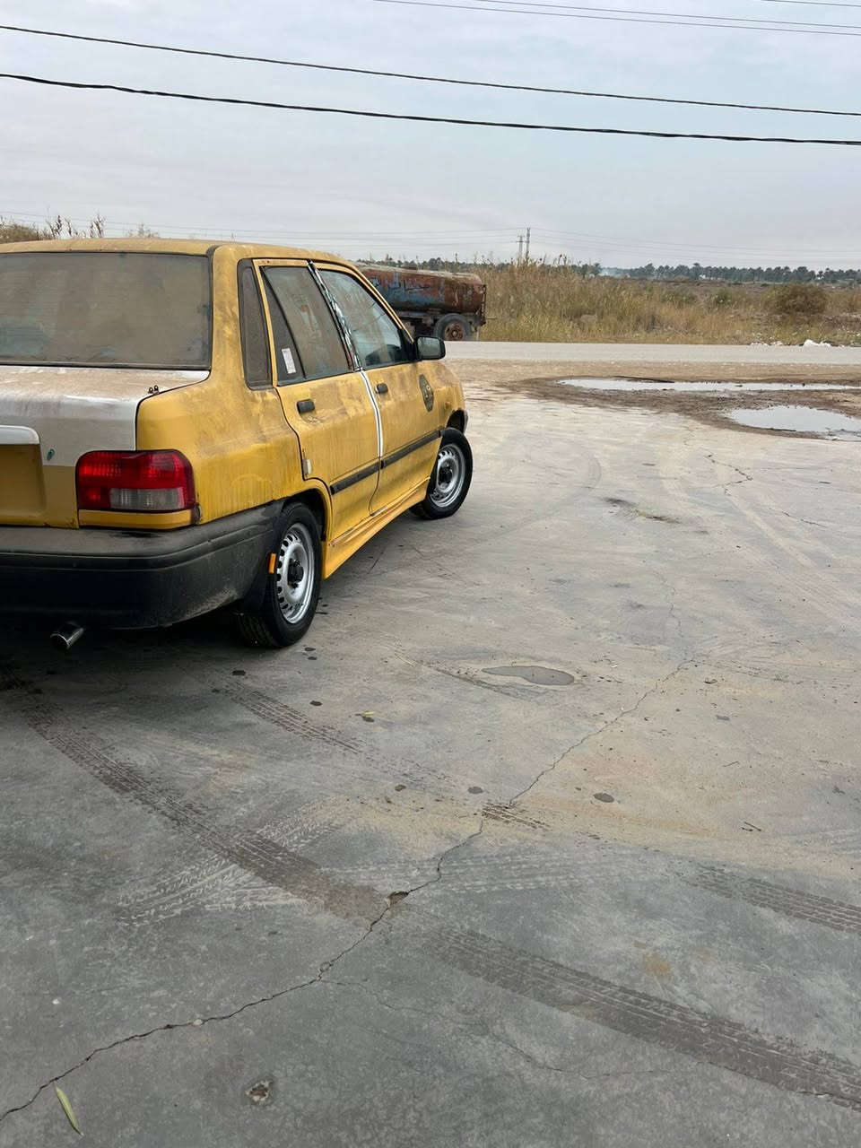 سلام عليكم سايبه للبيع موديل ١١نفخ تخم تاير شواصي نضيفه كير مكينه فولل ترايك 160 خاص ماكو تصل وتتدلل***********.  ***********
