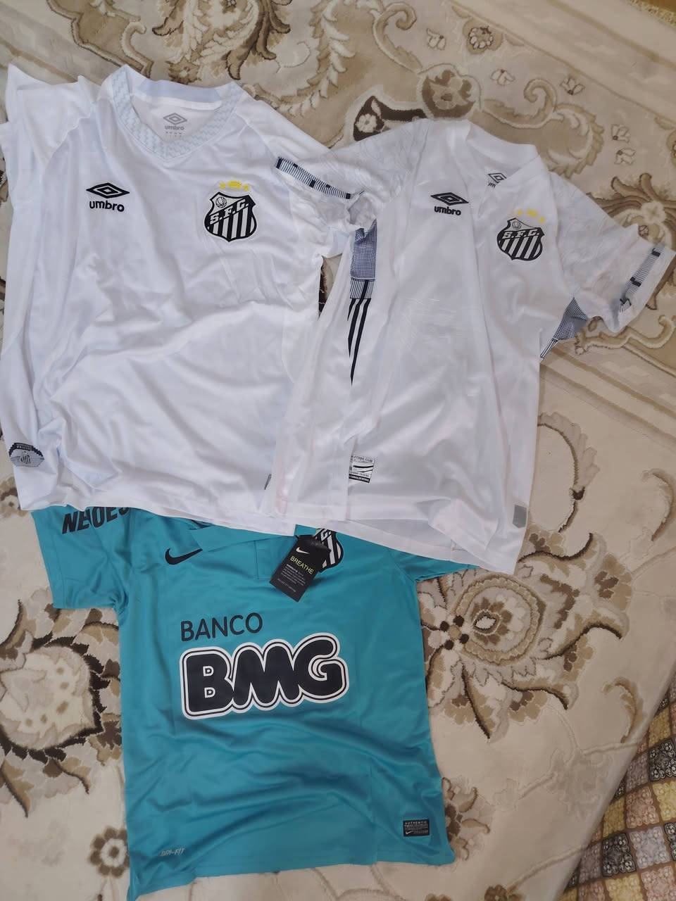 دريسات اصلي القطعة ب 10 شلع 8. توصيل 5


**إذا كنت صاحب هذا الإعلان وتريد حذفه لأي سبب، رجاءا أرسل رسالة إلى الدعم الفني**