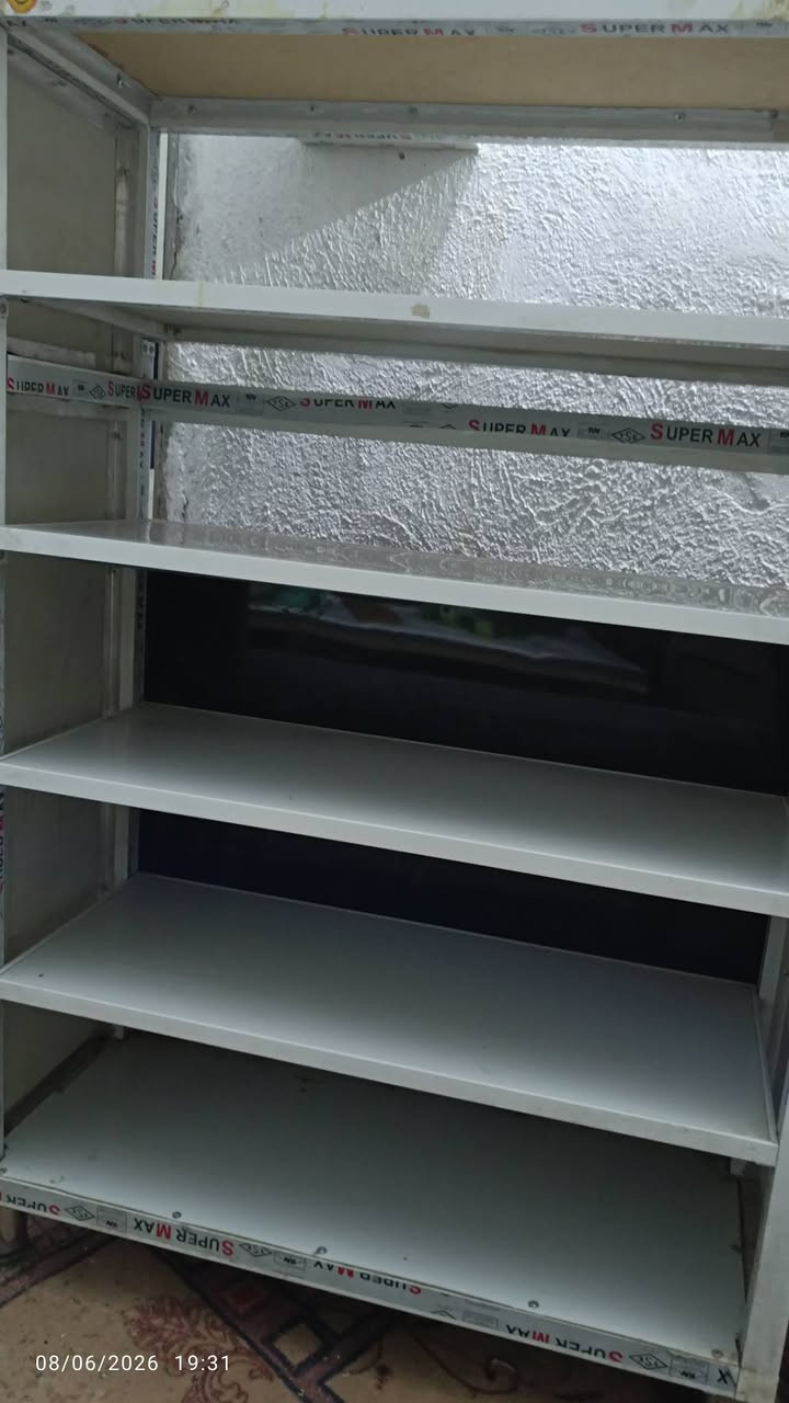 رفوف المنيوم مال محلات ثكيل شغل قوي 5 رفات العرض 104 الارتفاع 154 اخر 3 رفوف بيهن ظهر / العنوان حلة مركز


**إذا كنت صاحب هذا الإعلان وتريد حذفه لأي سبب، رجاءا أرسل رسالة إلى الدعم الفني**