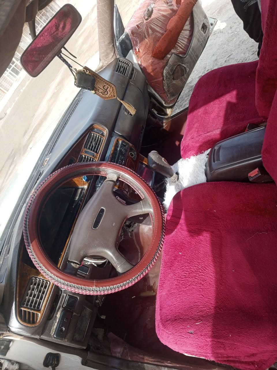 سلام عليكم 
سياره مارك مصطره 
موديل 91 
سياره جاهزه مال جناي 
حداديه خير من الله 

محرك ونجي خير من الله ترايك وين ما تريد 

تبريد وي السويج 
سياره شوفت عينك مال جناي 
عندي وكله بيه تحويل ثاني يوم
سنويته ال 28  

المكان الشطره السعر 45وبيه مجال بصيط 
رقم الهاتف ***********
