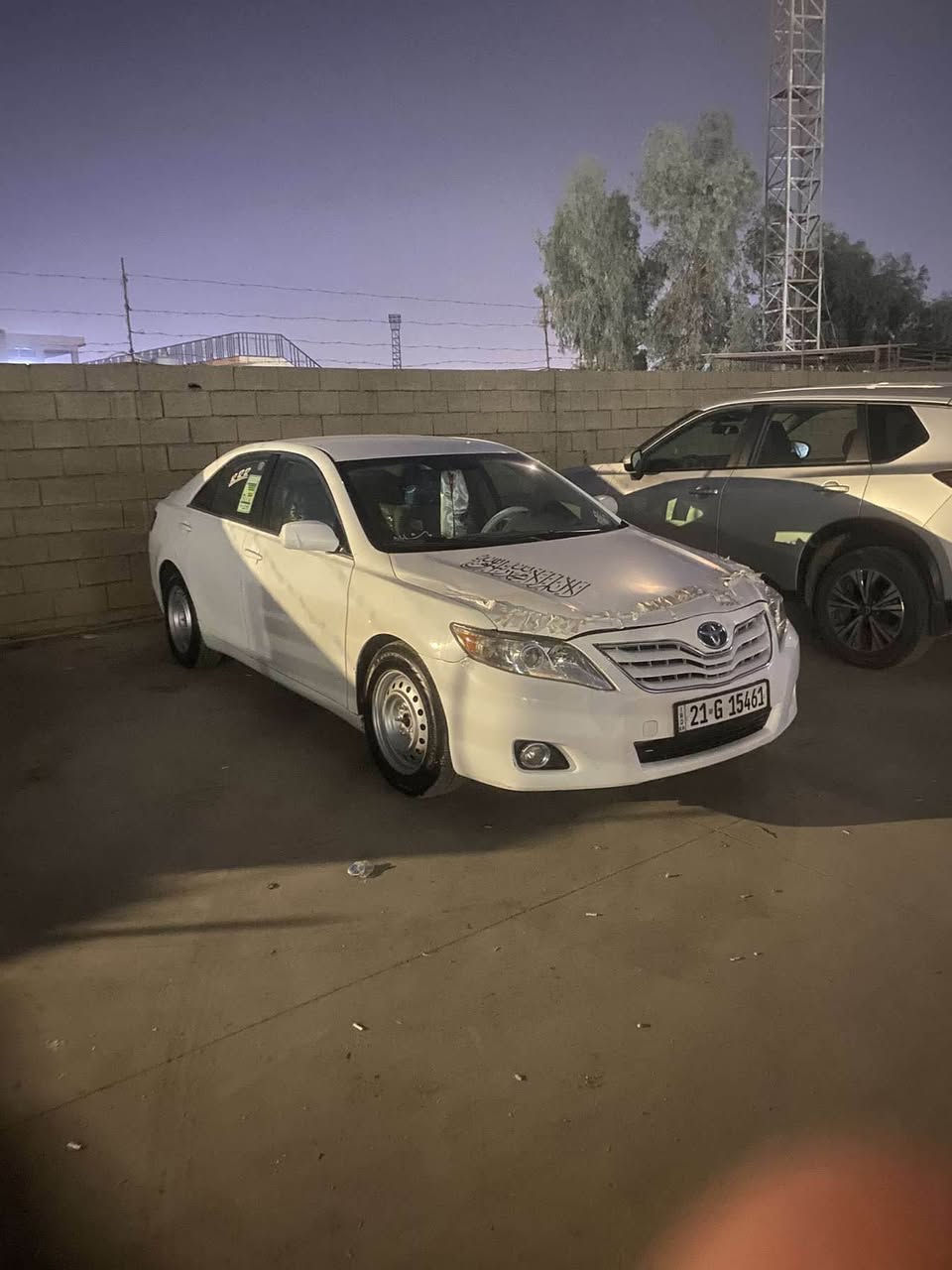 کامری 2011کەنەدی بە ناو خۆمانەوەیە کۆبۆن بەنزینی هەیە 114کیلۆمەترڕۆشتوە ماسەفاتLEسێ پارچەی پێشەوەی هەیە سعری 100 ومەجالێکی کەم ***********. *********** كركوك, العراق
