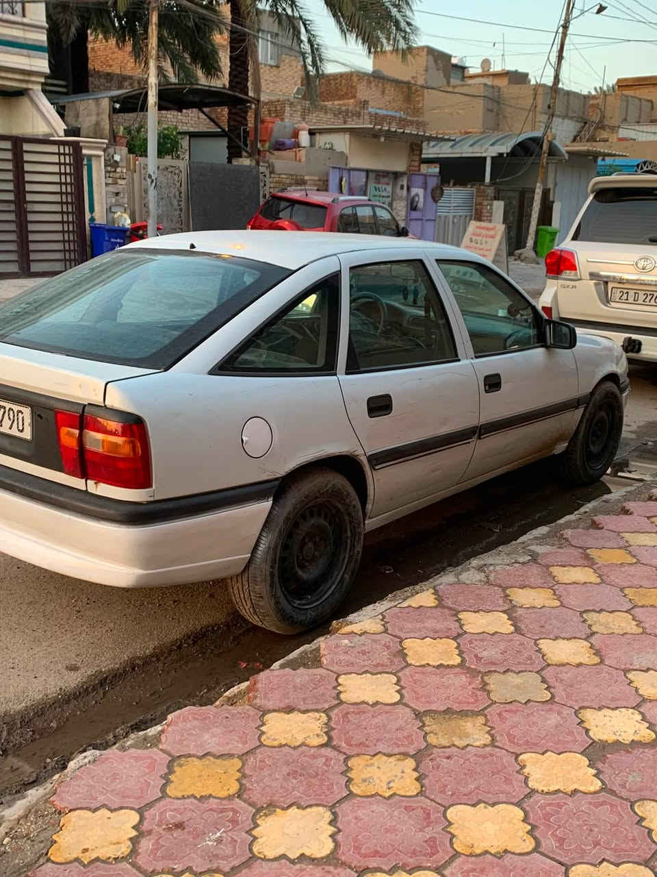وبل فكترا 94 محرك 20 السياره حلوه يرادلها ترتيبات محرك وكير كفاله السياره اصل بيها تبريد بس نقص راديتر تبريد باسمي تحويل مباشر السعر 32 قفلها من الاخير المكان بغداد الجديده  ‭***********‬

