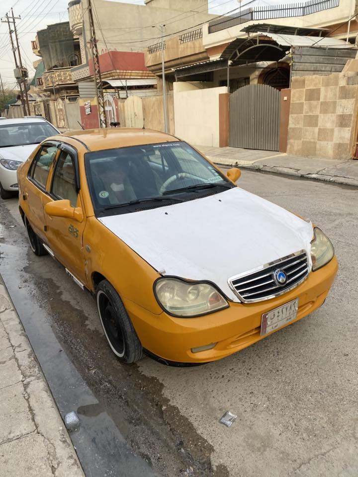 مديل 11 سنويه 28 مصفره كابون بانزين شرعي موصل بيها ضخه بجاملغ الورى وبيها معجون سياره حلوه وجاهزه ربع ماتصرف عليها سعرها 28 ورقه فقط ***********مكان السياره موصل ايسر
