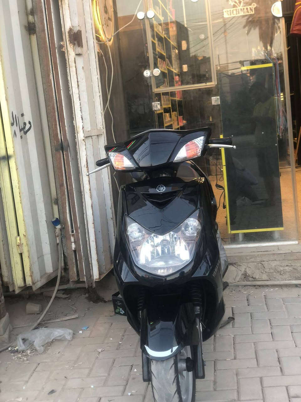 فحل يابانيه خطين نوزل جديده مال رمبه صارلها شهرين مراوس بشمعه فقط فقط شمعه اخوان عنوان بغداد الاعضميه اراوس فقط بشمعه ***********
