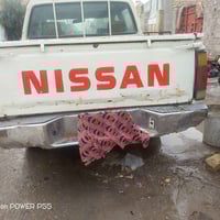 سيارة نيسان 88 كشره حلوه محرك 4 سلندر كير وتماتيك رقم ألماني بغداد تحو...