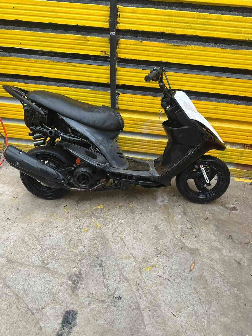 سلام عليكم
ماكس عدله مال لعب 
بوشه 55 بيه سستم
صلانصه fm 
دبل خلفي رياضي 
كلجات رياضي
سعر ب350 وبيه مجال مكان بغداد زعفرانيه 
***********
