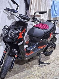 سكنس جبلي شحن 2025 دراجه نضيفه بمعنه الكلمه ماشيه 4000 ماخذها شهر 5 وص...