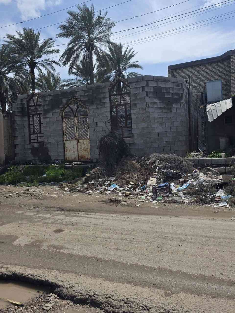 السلام عليكم ورحمة وبركاته 
متابعينه الكرام 
قطعه أرض للبيع المساحه 100م مُلك صرف
 فيها بناء هيكل 
العنوان: بغداد شاطئ التاجي مزرفه وحصيوه (قرب مجمع ساره الحياني  نزلت الحصيوة) 
للاستفسار الاتصال على الارقام الاتيه: كورك: *********** واتساب
اسيا: ***********
مكتب ديرتنا للعقار
