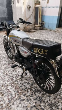 سونلنك  سيفان  حجم 200 سي سي موديل 25 وراق سكنر كفاله عامله سعر 950$ 0...