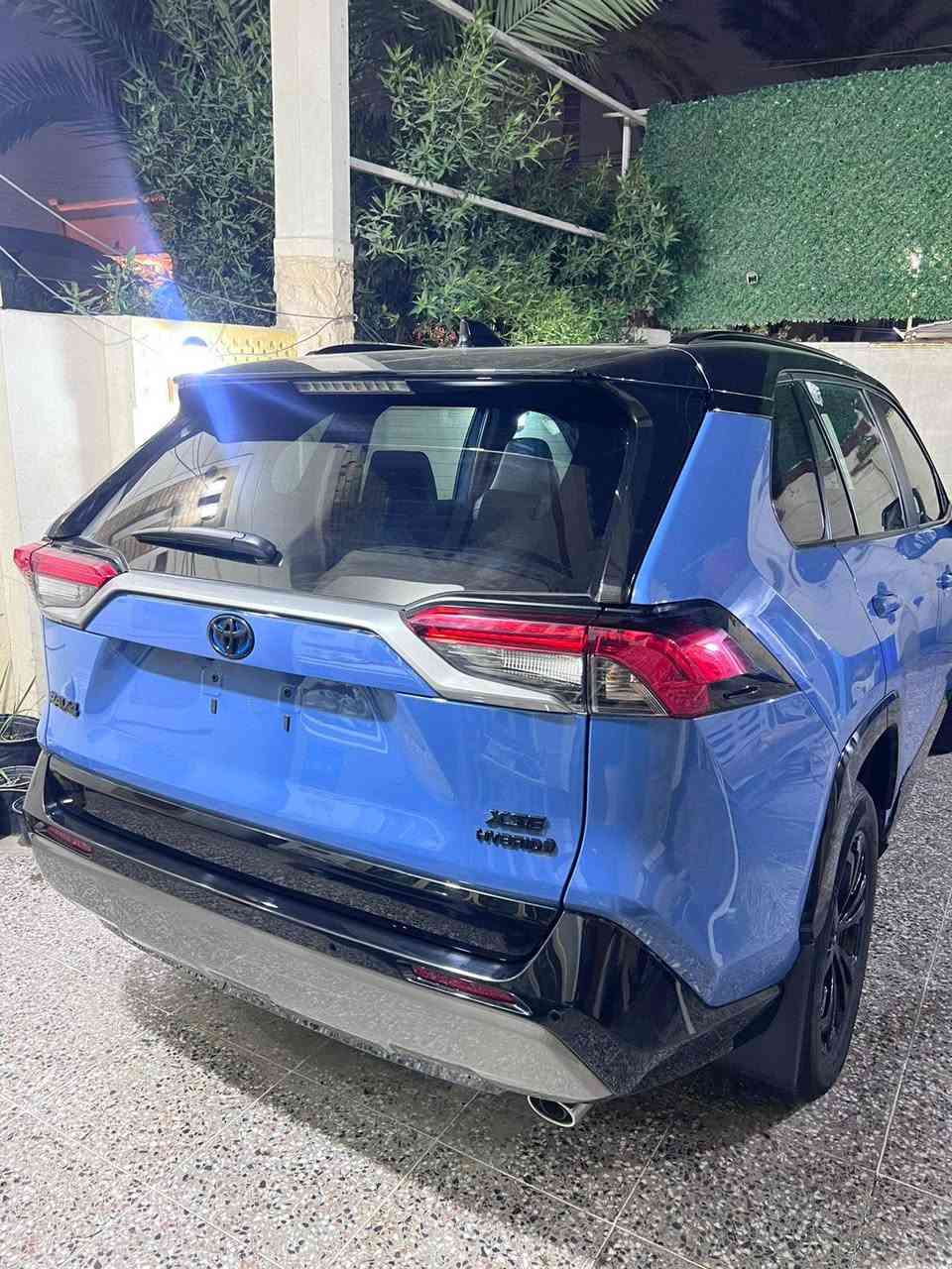 تويوتا راف فور 2024 AWD اوتو
تويوتا راف فور 2024 هايبرد أمريكي زيرو ماشيه ٤الف
محرك 2.5 تنفس طبيعي مع هايبرد
سياره فور ويل اوتو يعني مايطفا ولايشتغل هوه من وحده تلقائي من سياره تحتاج دفع امامي خلفي رباعي يشتغل
سياره ضررها دعاميه فقط
سياره مكفوله كفاله عامه من آي شي كفااااله
مواصفات  XSE
كلشي بيها
كشنات تدفئة تبريد امامي خلفي كهرباء
كامرات ٣٦٠ درجه وكامره أسفل سياره
حساسات خلفيه اماميه رادرات ٣٦٠ توقف ذاتي
صندوق جلاق يعني مجرد تمد رجلك ينفتح
سياره توكلر فتحه
ستيرن تدفئة
دبلاتها يجن لون ازرق
هواي بعد بيها مواصفات
سعر ٢٨٣
***********
بغداد الجديدة
مرقم بغداد حره مشروع وطني بسمي
