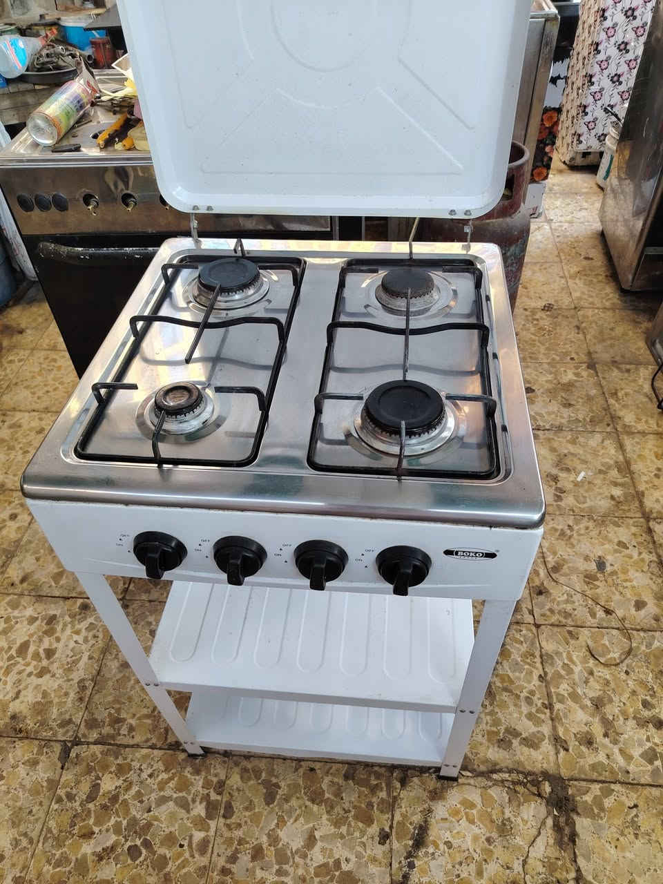 اخو الجديد اربع مشاعل نار ممتازة كلة شغال. السعر ٣٥ كربلا ***********
