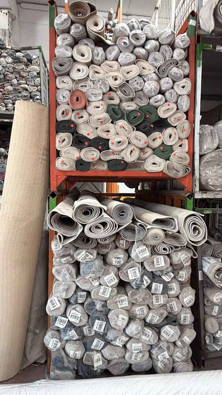 العدد.  40 الف متر.   قياسات كبار.   تركي.  شلعه كل المخزن.   السعر.  للمتر. 1. دولار.   مطروح.  بضاعه اللي يريد. لئن صيف السعر.  جيد.   فرصه.  لاصحاب المخازن.


**إذا كنت صاحب هذا الإعلان وتريد حذفه لأي سبب، رجاءا أرسل رسالة إلى الدعم الفني**