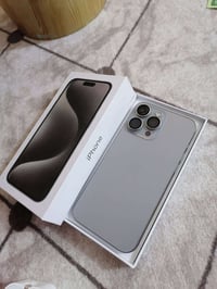 ايفون 15 برو ماكس • ٢٥٦ • بطارية ٨٧٪