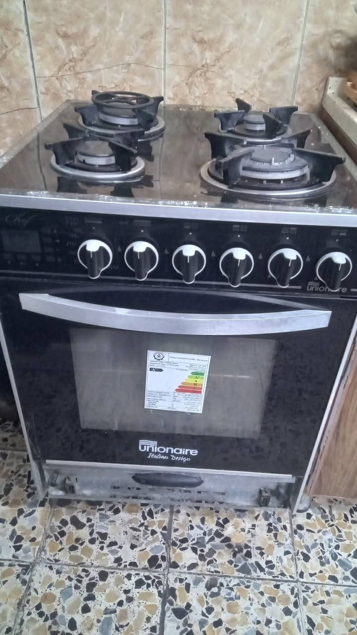 السلام عليكم للبيع
غساله فول اتوماتيك ٩ك دنكه مع طباخ ينوراير
السعر ٢٥٠ الاتصال 
***********
