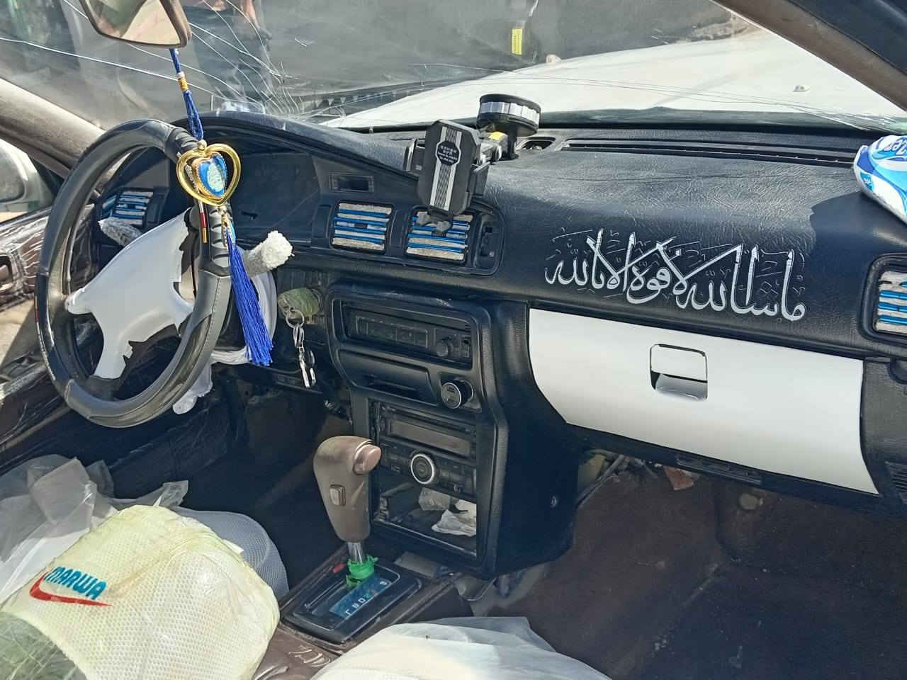 سلام عليكم شيزر مصطره للبيع كامله من طول لطول مكينه وكير ونجي جدد دواخل كارتون تايرات جدد حداديه ٨٠ كهربايات من طول لطول سنويه لل٣٠ بسمي مداور ثاني يوم سياره مكفوله من اصوليات ولعيب وضربه لقويه سعر ٣٥ وبيه مجال ***********
