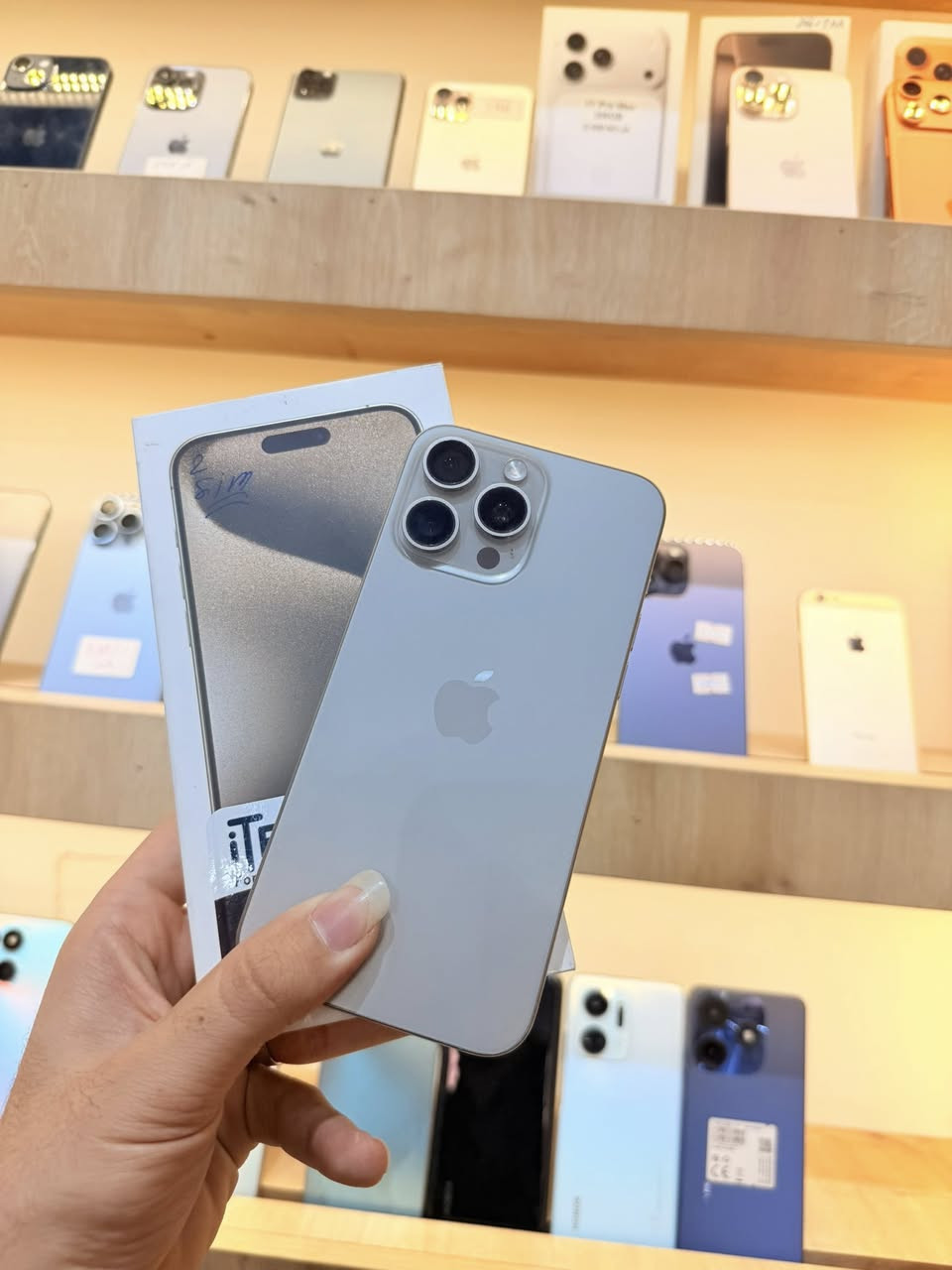 انواع موبايلات مستعملة متوفر ايفون و اندرويد
هه موو جوره موبايليكي ده ستي دوو به رده سته ايفون و اندرويد

ارخص سعر
جملة و مفرد
سعر خاص للكميات

ئاددم بكه ن له ستوري روژانه سعري موبايله كان داده نريت

اسعار بل ستوريييييييييييي موجود

عنوان شركة محمد صاله يي- طوز خورماتوو -سوق جمورية-مقابل سلام عطر
***********
