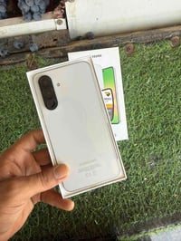 سامسونج A56 ذاكره 256 عشوائيه 12 كامل ملحقات الاصليه وتر بروف خيال مال...