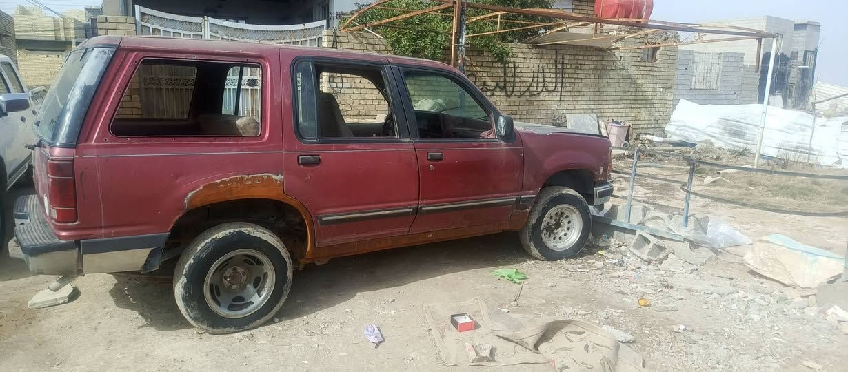 السلام عليكم فورد اكسبلور ١٩٩١ مكينه وكير تويوتا كابريتر شغاله السياره رقم نجف الماني السعر 17$ورقه وبيها مجال العنوان بغداد جسرديالى للاستفسار ***********
