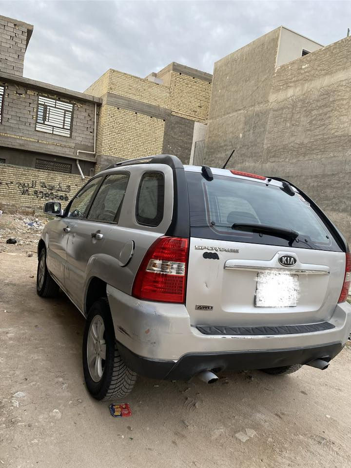 سبورتج 2009 دفع رباعي 4 ويل 
مكينه 2000 دوش كفاله بانزين بانزين 
كير كفاله تبربد كفاله تدفئه كفاله حداديه كفاله بيه جراد بالبنيد ودعاميه فقط 
سياره دوشمه جديده و جاملغ انصبغ الي بيه جراد 
سياره احلى من صور 
بانزين 
مكانه بغداد بغداد 
سياره ادوات كصه جنطه 
ادوات كصه جنطه 
سنويه وارقام طبق الاصل


**إذا كنت صاحب هذا الإعلان وتريد حذفه لأي سبب، رجاءا أرسل رسالة إلى الدعم الفني**