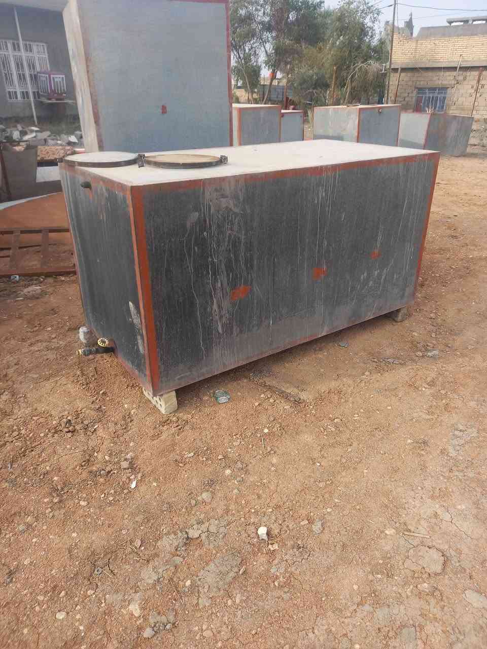 تانكيات ٢٠٠٠ لتر ٢ ملم سعر الواحد ١٧٥ للاتصال ***********...***********
