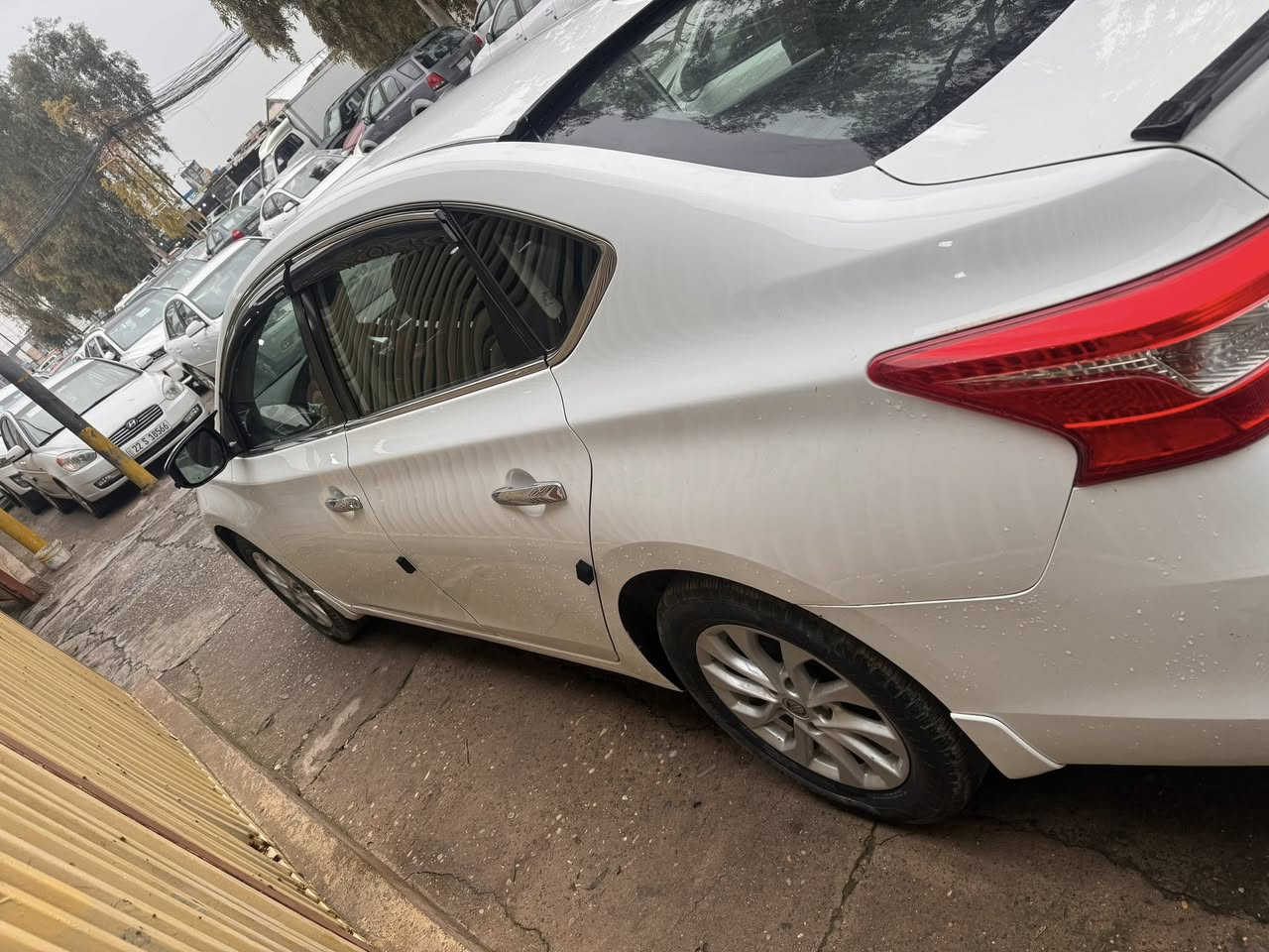 ‏نيسان سنترا 2017 ماشية 50 ميل صبغ ما أبي سيارة أمريكي بيها تقرير مالتها بدون حادث بس بي أثر غرق سعرها سيارة 125 ورقة سنوي جديدة رقم دهوك
***********
***********
‏موجود السيارة في معرض الروضة التجارة السيارات
