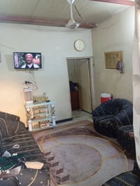 بيت تجاوز 85 متر للبيع / العنوان شارع المياح قرب كراج ابو احمد للتواصل...