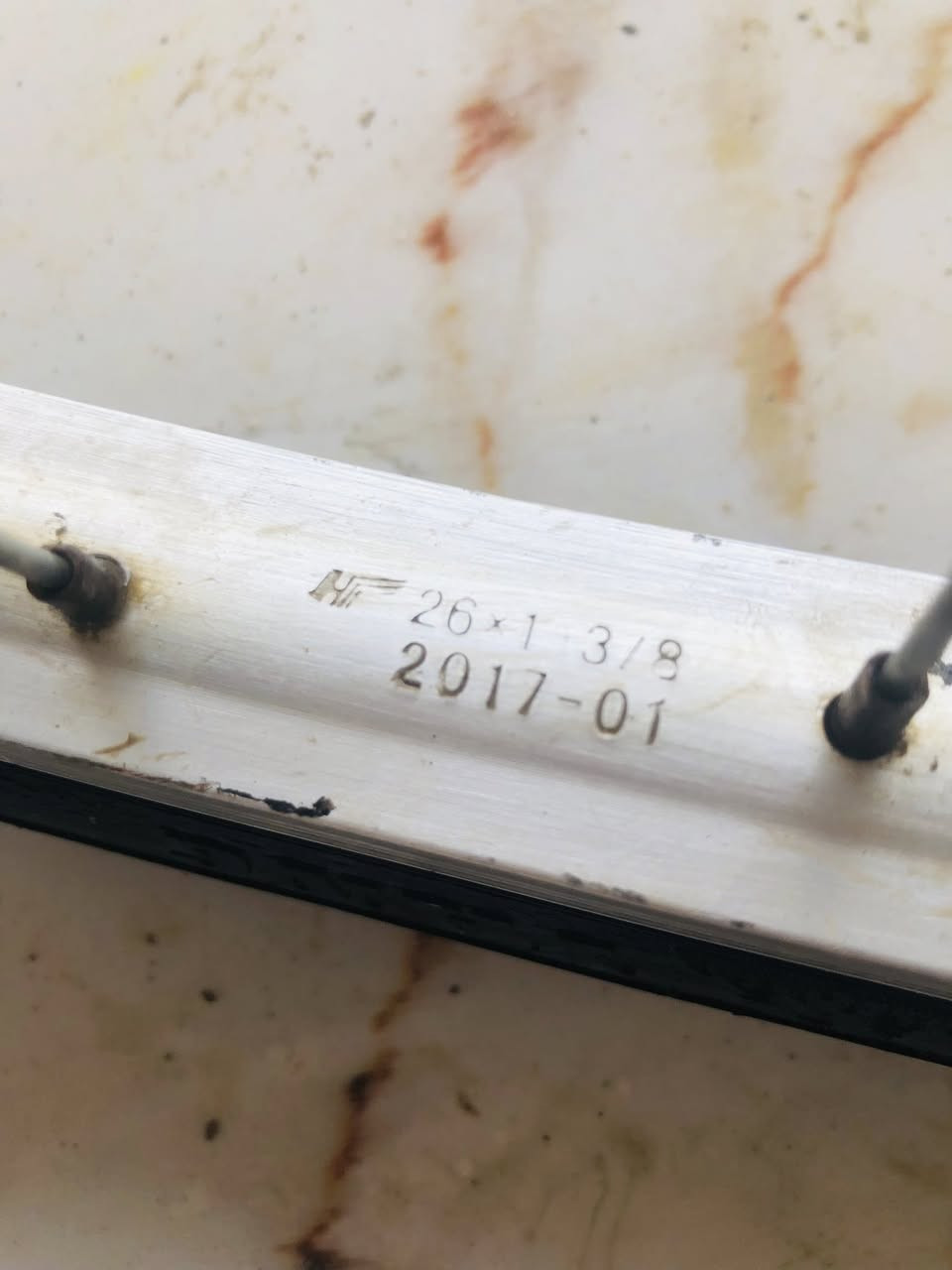 سلام عليكم
بايسكل للبيع حجم 26
موديل 2017 السعر خاص


**إذا كنت صاحب هذا الإعلان وتريد حذفه لأي سبب، رجاءا أرسل رسالة إلى الدعم الفني**