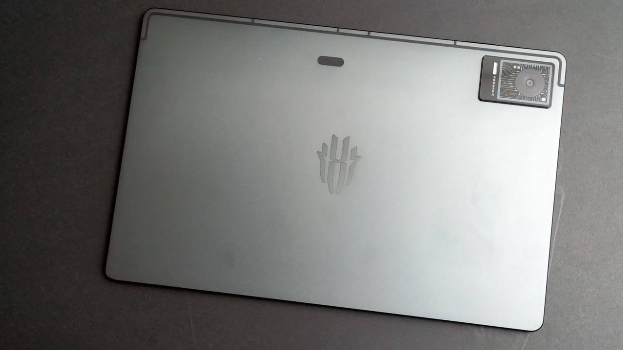 تاب ريد ماجيك البيع حجم 13
نضافة 85%
سعر 500 وبي مجال 
مكان بغداد الشعب 
***********
