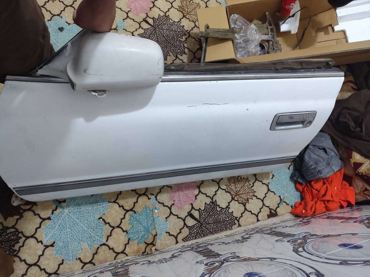 سلام عليكم باب بدون ماطوروجاملق مارك كصيف صفحت السايق البيع السعر 75مكاني بصره طويسه  ***********
