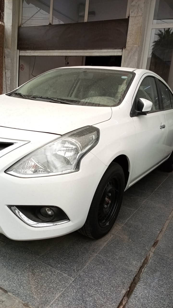 سلام عليكم
نيسان سني مصري 
موديل 2025
مواصفات
شاشه+كامره
تحكم ستيرن
تبريد قطعتين
اشاره بل مري
سبايدر 
اربع جام كهرباء
بلوجكترات
يده نيكل 
اربع تجاوي
رقم شمالي
ماشيه 800كيلو متر  
مكان الكراده 
***********
