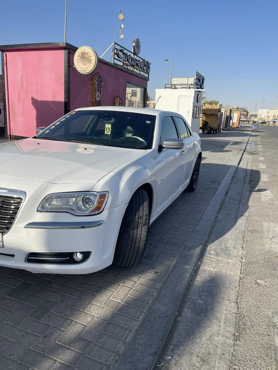 اوبامه.2012اصل ادهوك تحويل ثاني يوم
عربانه خلفيه مع اكسل جديد شادله

السياره بيه صبغ بجم وشوي من باب السدر بي صبغ 

باقي السياره كفاله 

السعر 162بيه مجال 

***********
