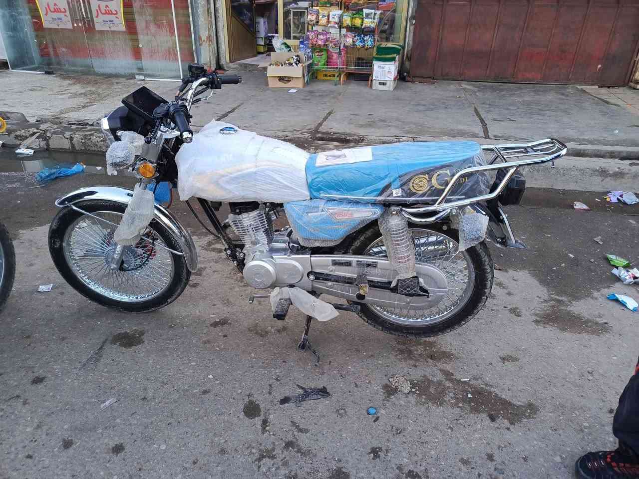 السلام عليكم ماطور سونك موديل 2025 ماطور صار ست أيام من طالع من المحل ماشي 50كيلو سعر 800 وبي مجال قليل شراي خابر وتدلل مكان كركوك 
***********
***********
