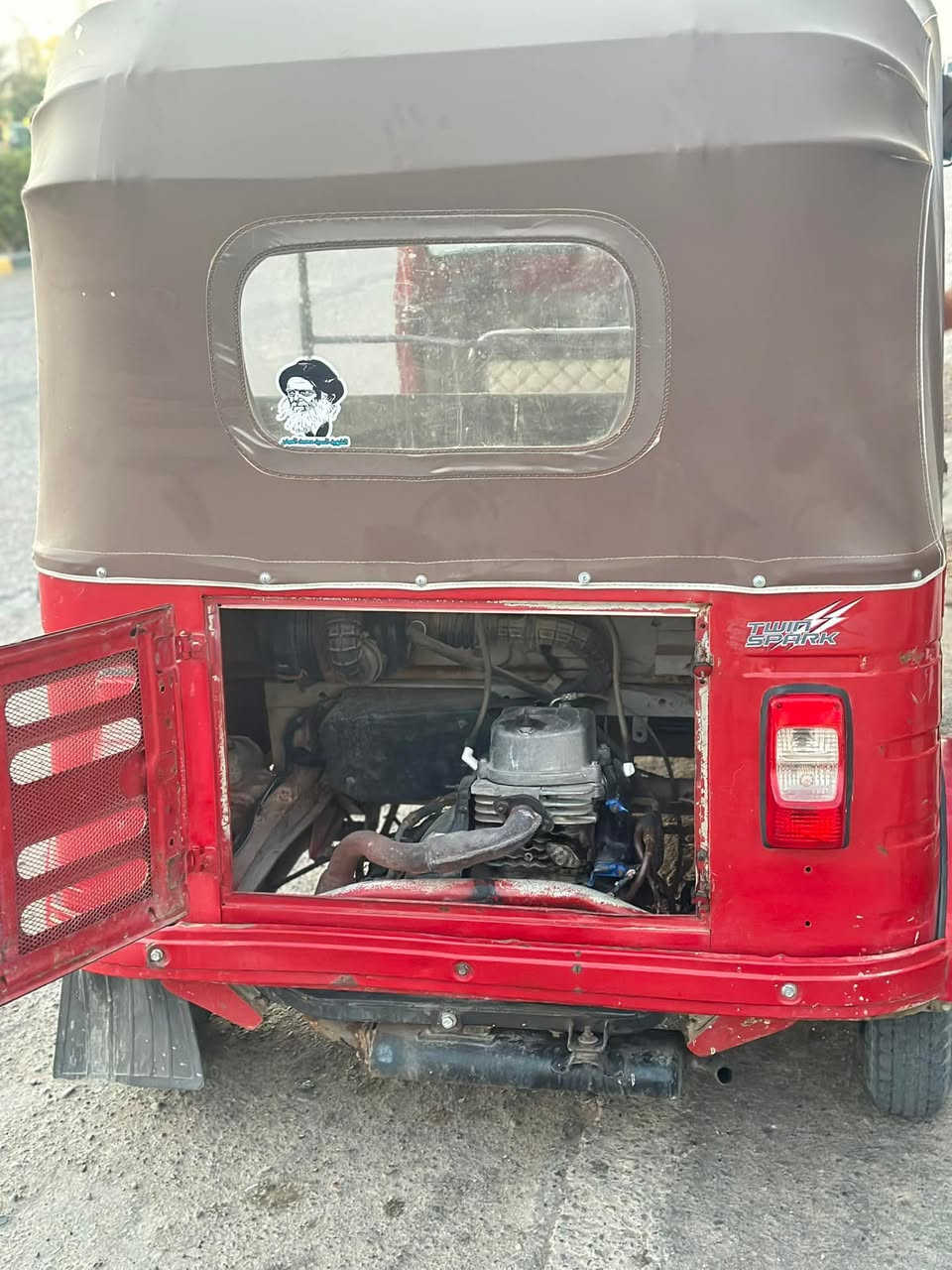 سلام عليكم شباب تكتك للبيع مديل 2018 شهر ال12 وكيله ابو الميمونه تكتك جاهزه مال شغل نضيفه ملكطه سياسات مكفول من الضربه القويه الاستفسار الاتصال عل رقم واتساب *********** مكلف بنشر اخوان
